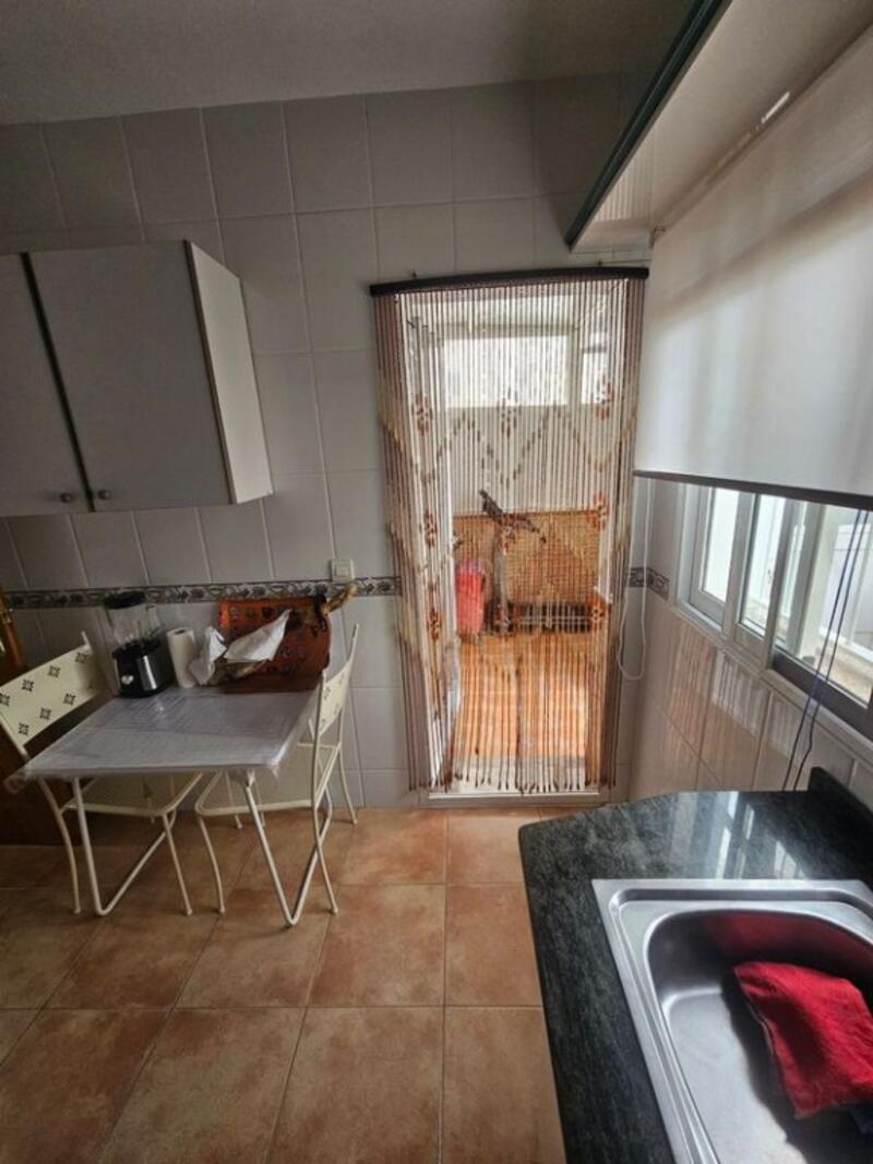 5 bedroom Townhouse for sale