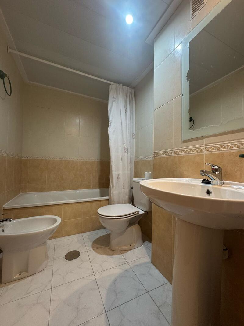 1 bedroom Apartment for sale