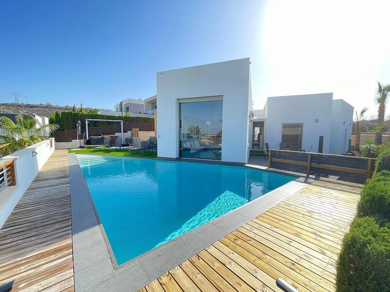Villa zu verkaufen in Benijófar, Alicante