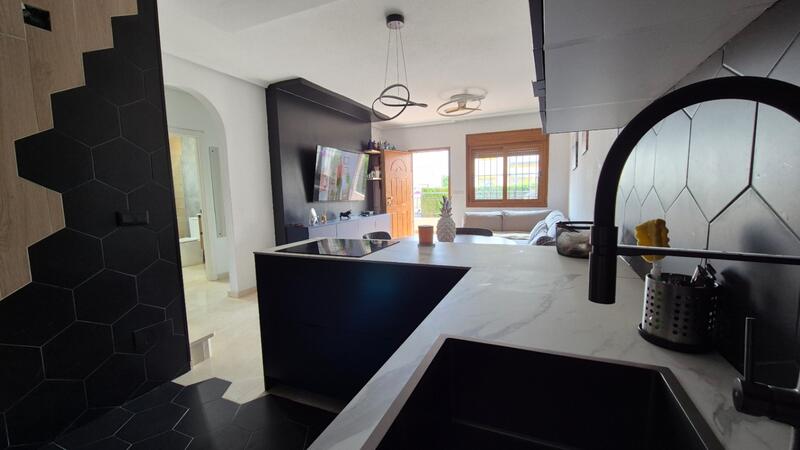 3 slaapkamer Landhuis Te koop