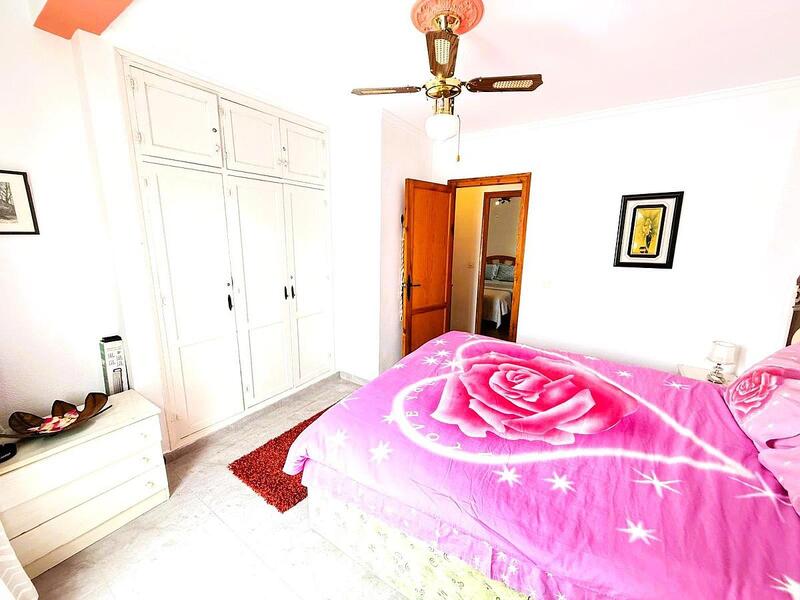 2 Schlafzimmer Stadthaus zu verkaufen