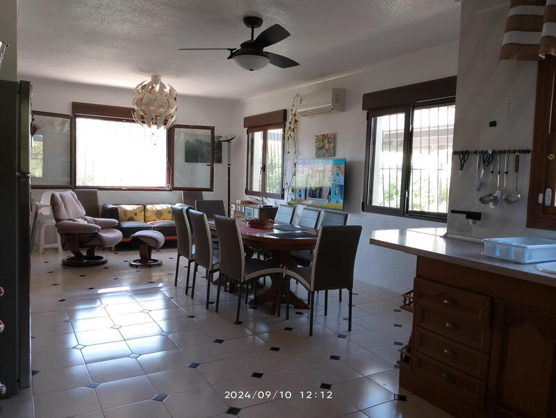 7 Cuarto Villa en venta