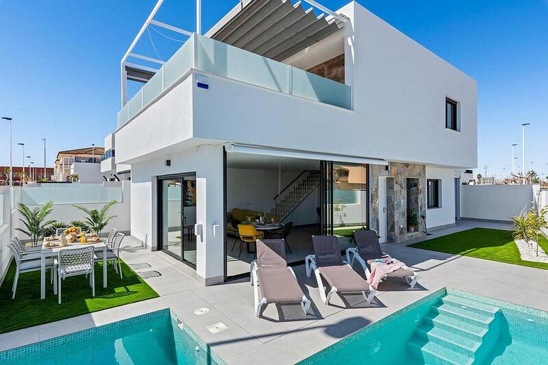 Villa til salg i San Pedro del Pinatar, Murcia