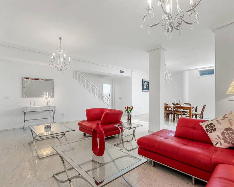5 soverom Villa til salgs