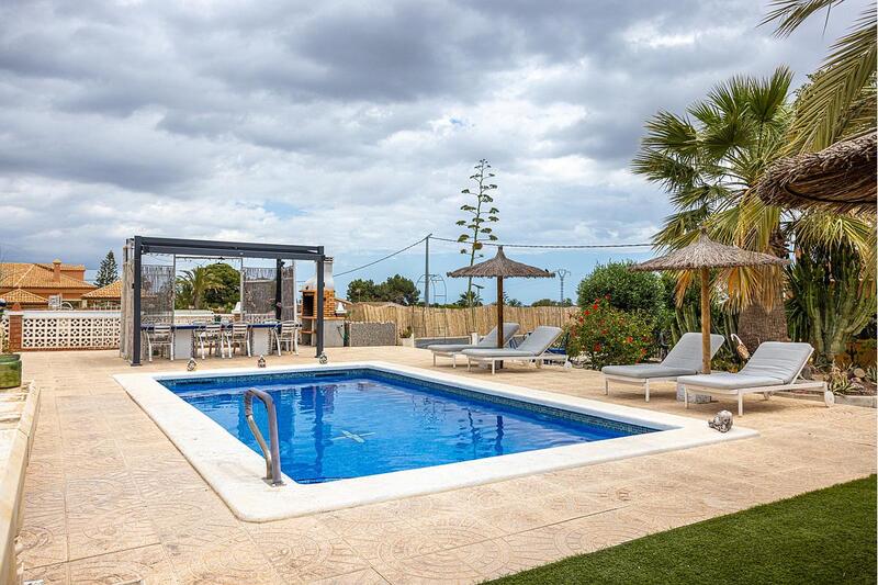 Landhuis Te koop in Albatera, Alicante