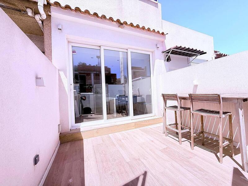Adosado en venta en Orihuela Costa, Alicante
