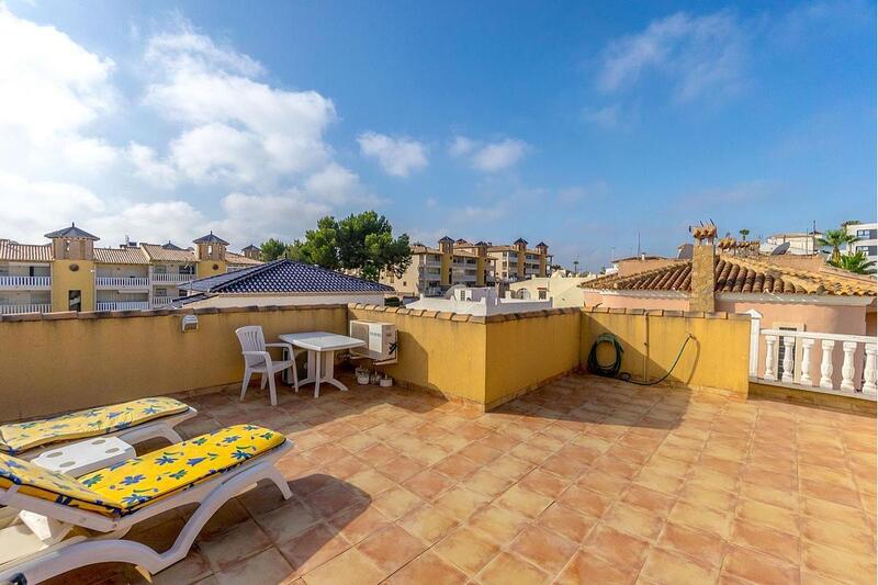 4 Cuarto Villa en venta