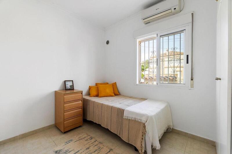 4 Cuarto Villa en venta