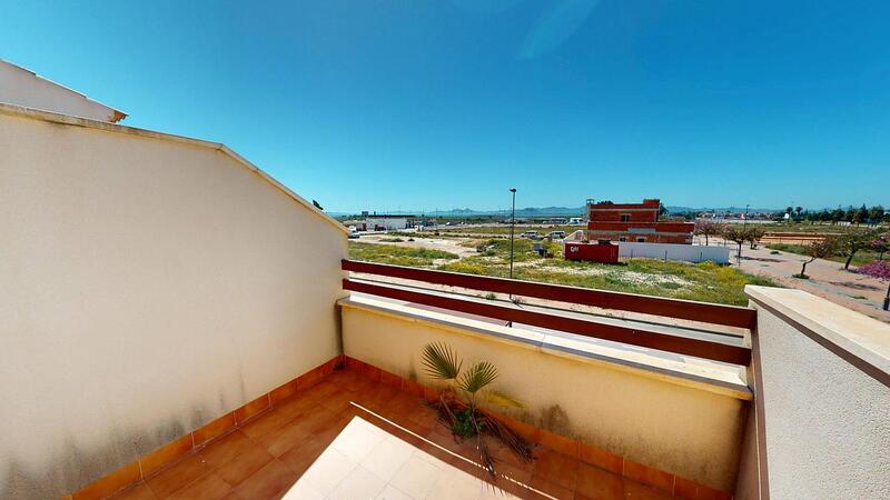 3 bedroom Townhouse for sale