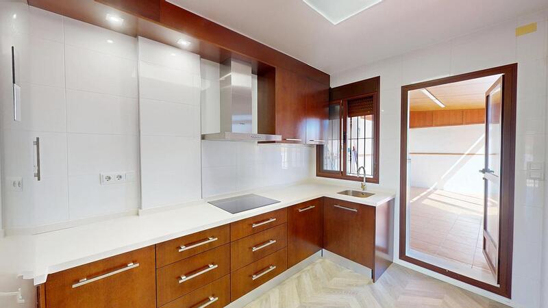 3 bedroom Townhouse for sale