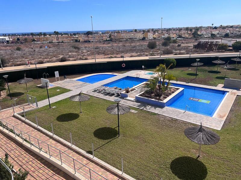 Appartement zu verkaufen in Lomas De Cabo Roig, Alicante