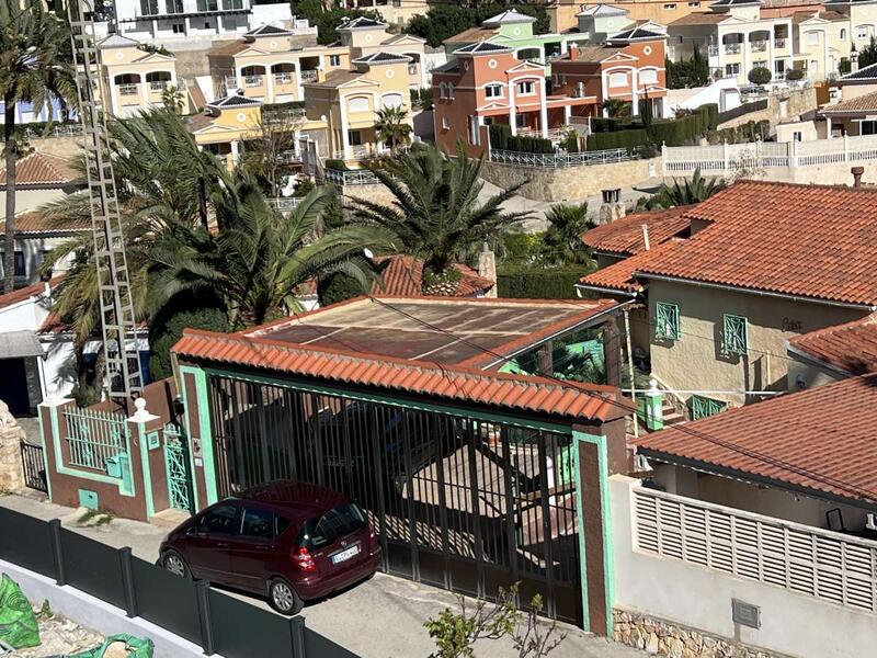 4 bedroom Villa for sale
