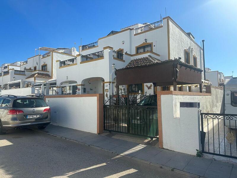 Townhouse for sale in Orihuela, Alicante