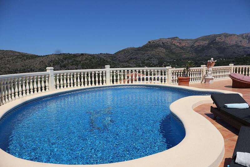 6 chambre Villa à vendre