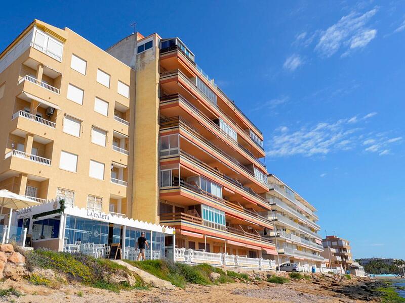 квартира продается в Torrevieja, Alicante