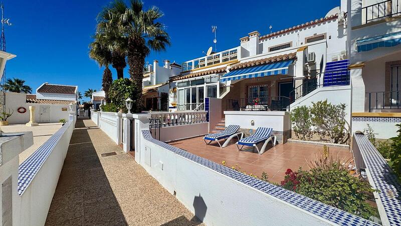 Villa for sale in Orihuela Costa, Alicante