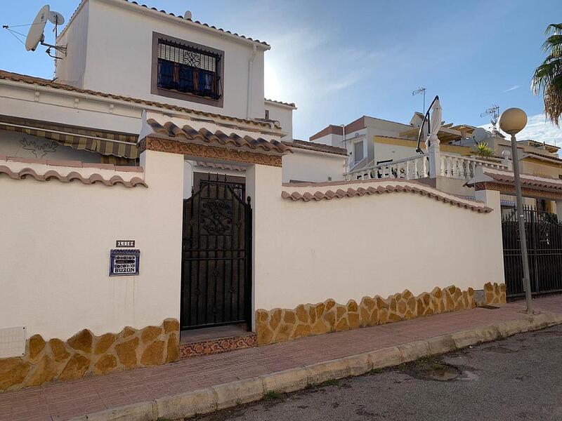 3 Cuarto Adosado en venta