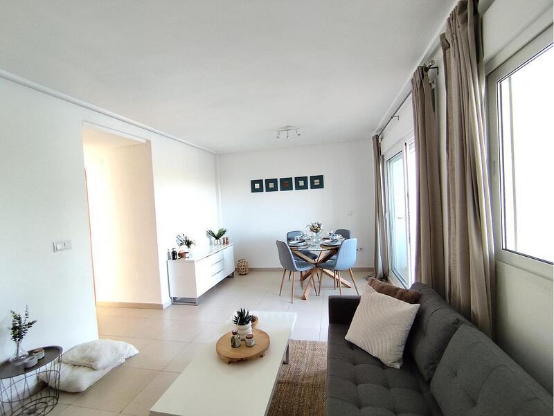 2 bedroom Apartment for sale
