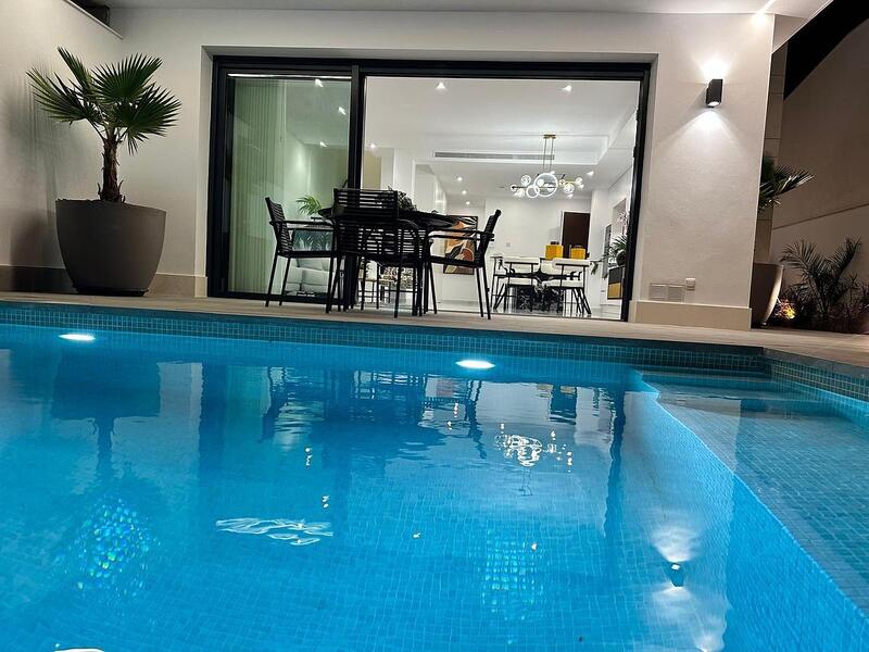 Villa en venta en San Pedro del Pinatar, Murcia