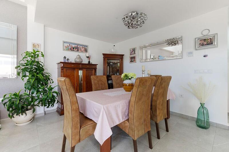 2 sovrum Villa till salu