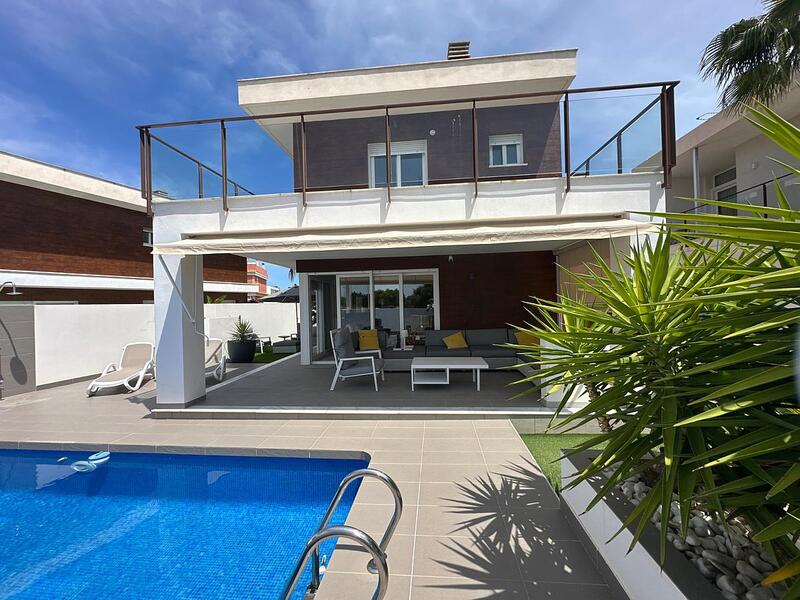 3 bedroom Villa for sale