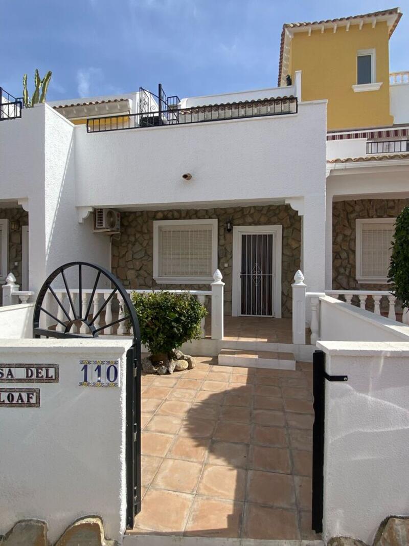 Radhus till salu i Algorfa, Alicante