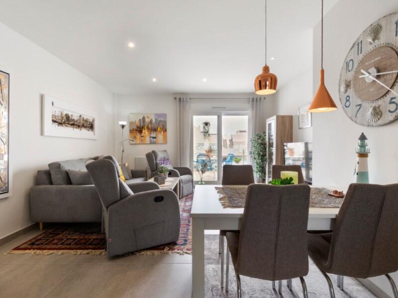 2 bedroom Apartment for sale