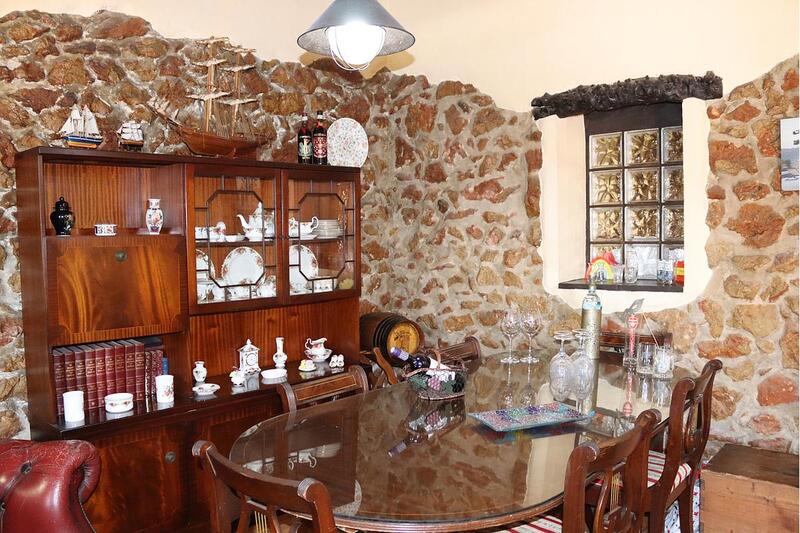 3 slaapkamer Landhuis Te koop