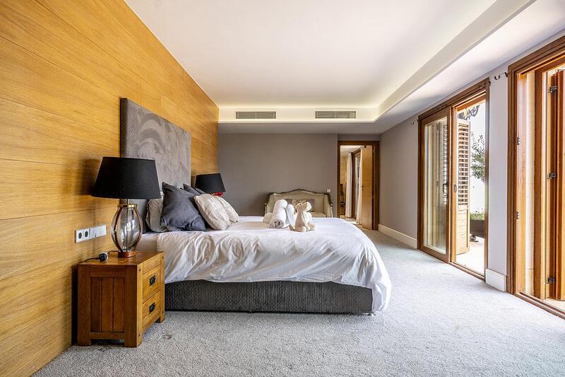 8 Cuarto Villa en venta