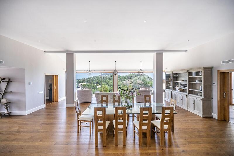 8 Cuarto Villa en venta