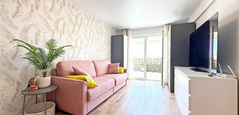 1 bedroom Apartment for sale