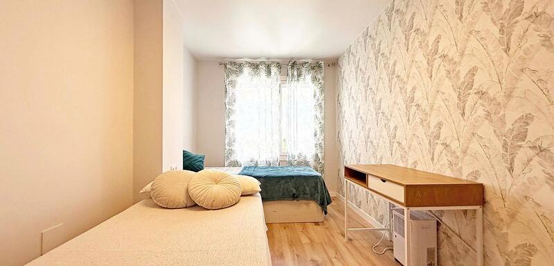 1 bedroom Apartment for sale