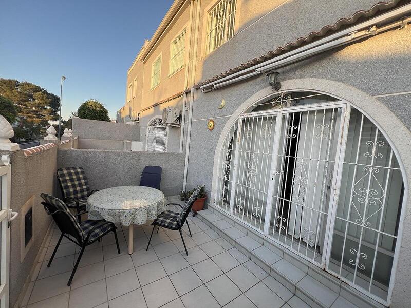 Townhouse for sale in Torrevieja, Alicante
