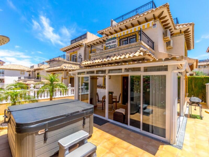 Byhus til salg i Orihuela, Alicante