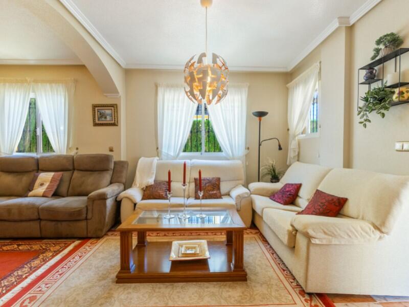 2 Schlafzimmer Stadthaus zu verkaufen