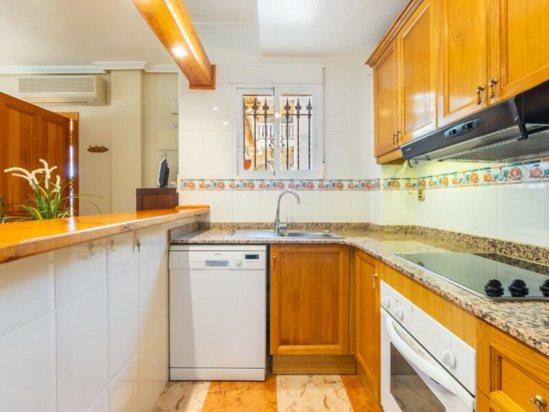 2 Schlafzimmer Stadthaus zu verkaufen