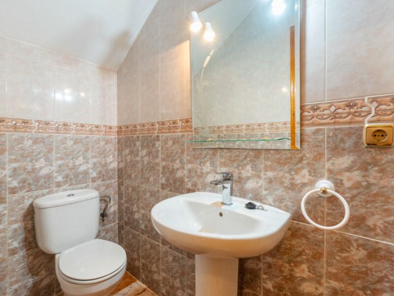 2 Schlafzimmer Stadthaus zu verkaufen