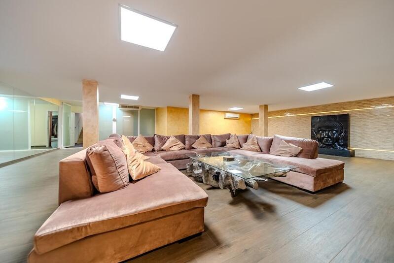 5 soveværelse Villa til salg