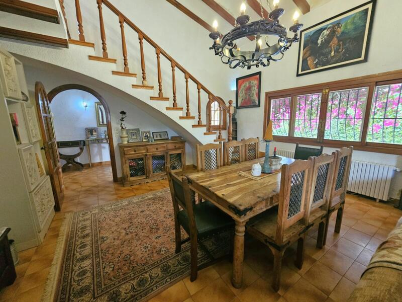 6 Schlafzimmer Villa zu verkaufen