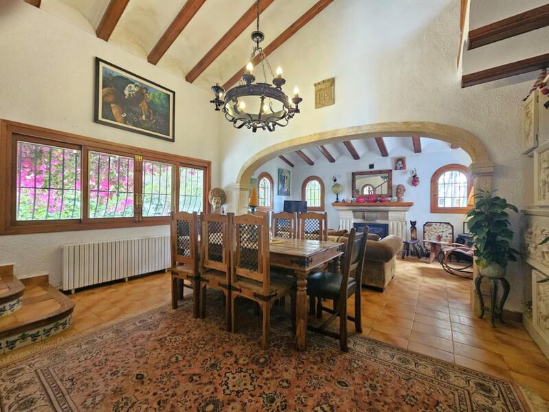 6 Schlafzimmer Villa zu verkaufen