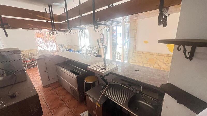 2 спальная комната городская тюрьма продается