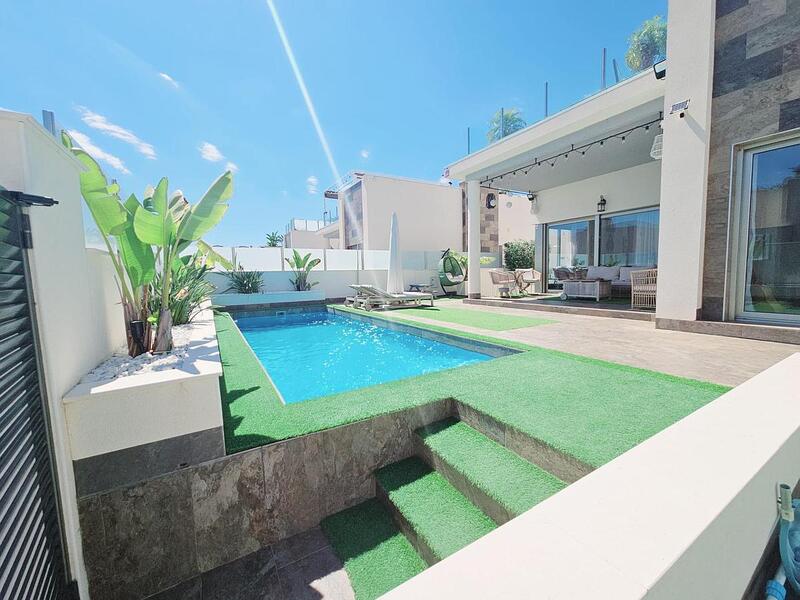 6 chambre Villa à vendre