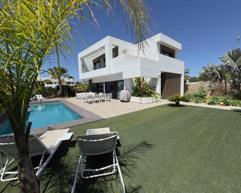 Villa til salg i Ciudad Quesada, Alicante