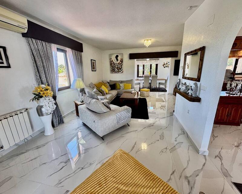 5 Cuarto Villa en venta
