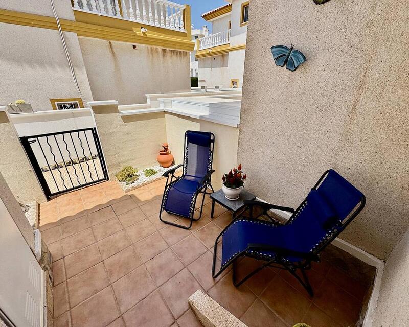 2 Cuarto Villa en venta