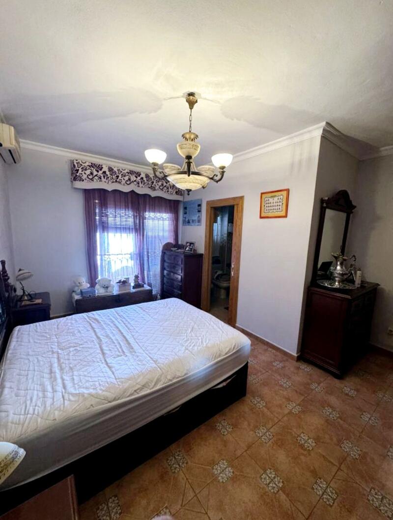 4 Cuarto Casa Cueva en venta