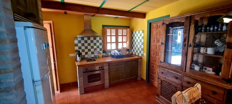 2 спальная комната Деревенский Дом продается