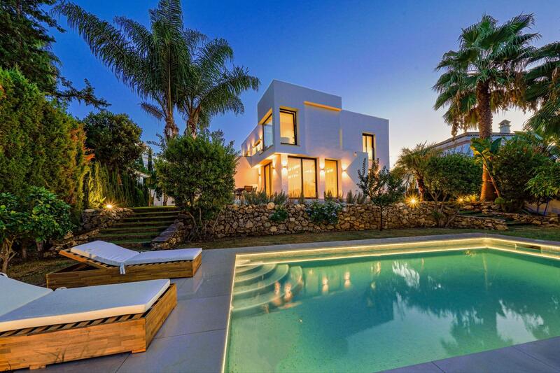 5 bedroom Villa for sale