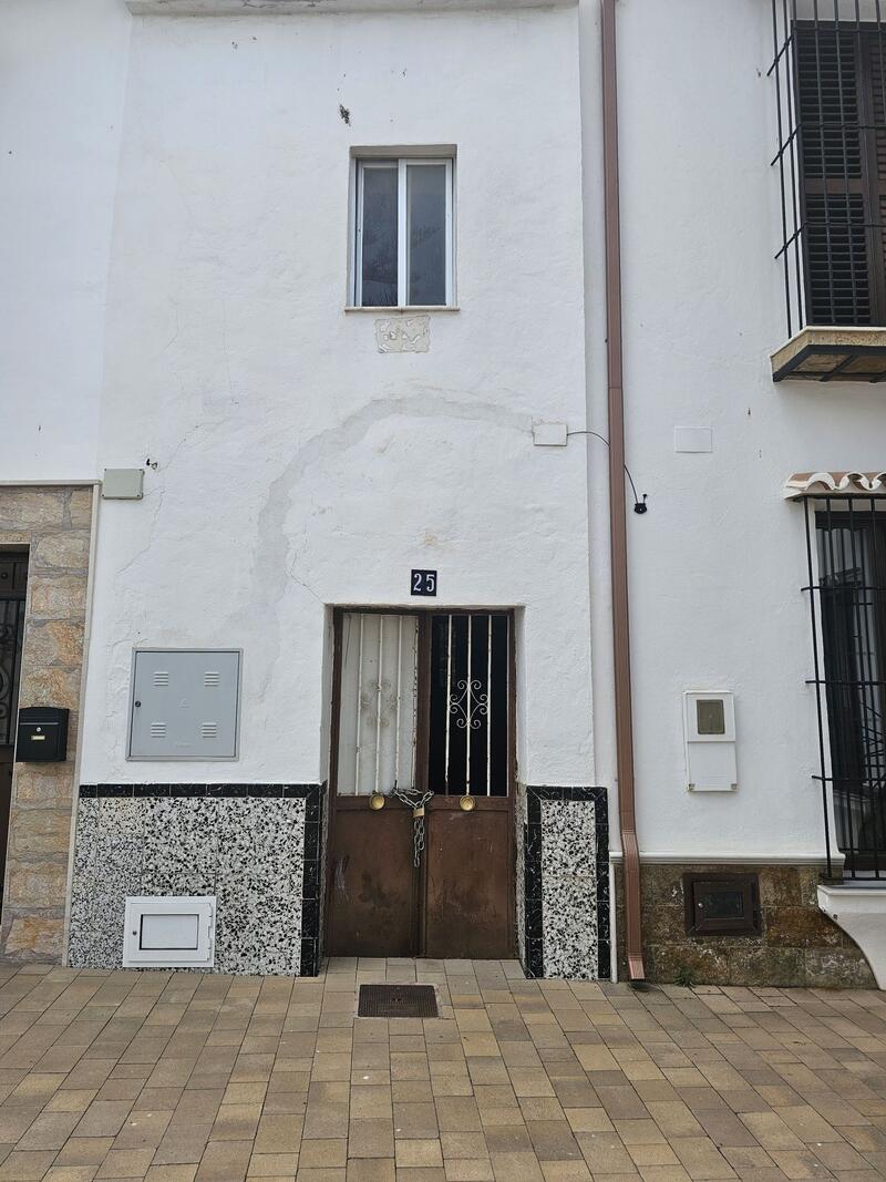 Townhouse for sale in Alhaurin el Grande, Málaga