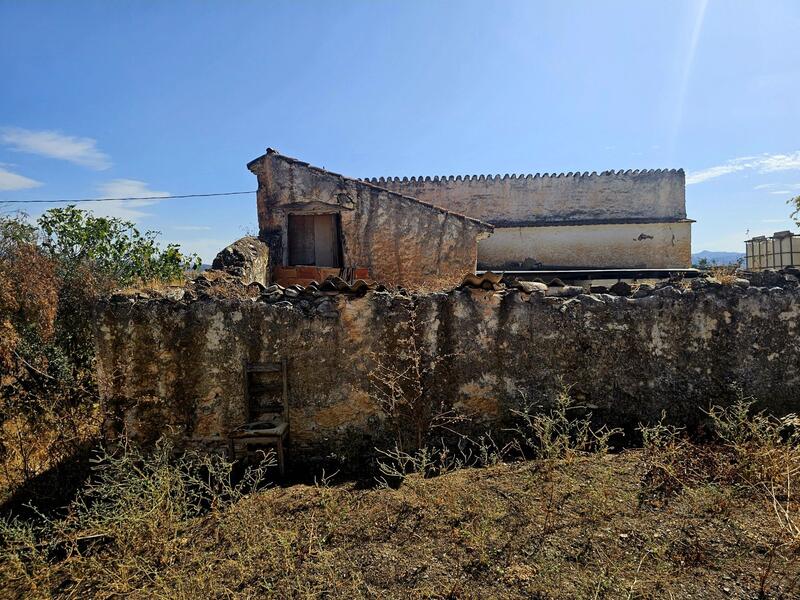 3 bedroom Country House for sale
